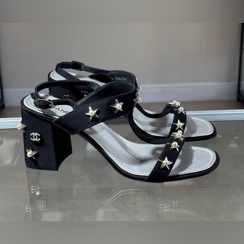 NEW Chanel Black Fabric Leather Pearl Block Heel Star Sandals Shoes - 39